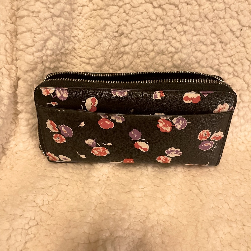 Coach Accordion Zip Wallet